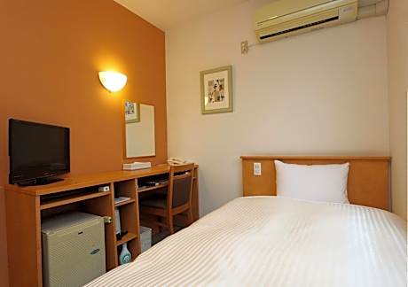 Economy Single Room - Non-Smoking