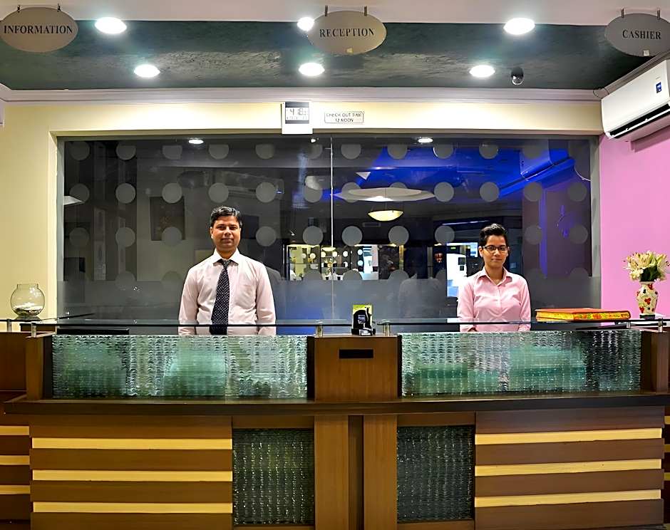 Hotel Tourist Deluxe