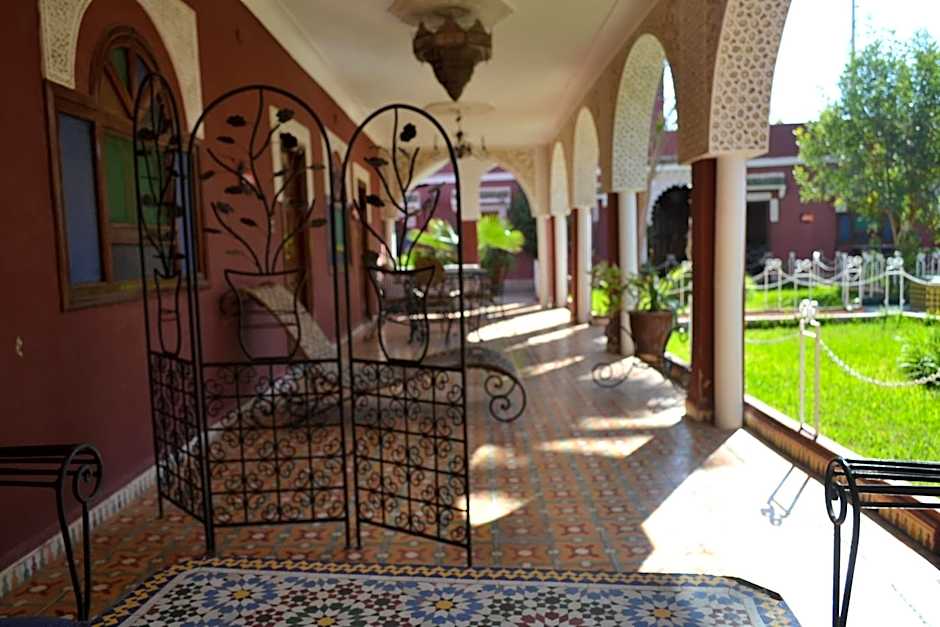 Hotel Riad L' Arganier D' Or