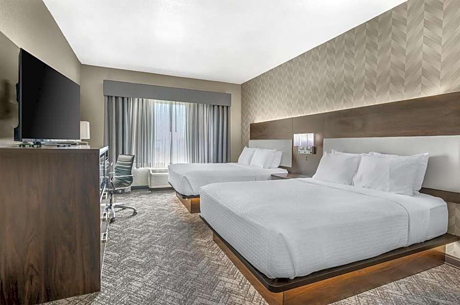 Best Western Plus Parkside Inn & Suites