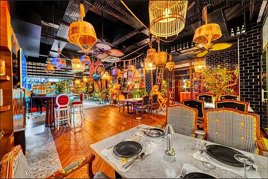 Anjeliq Downtown Boutique Hotel