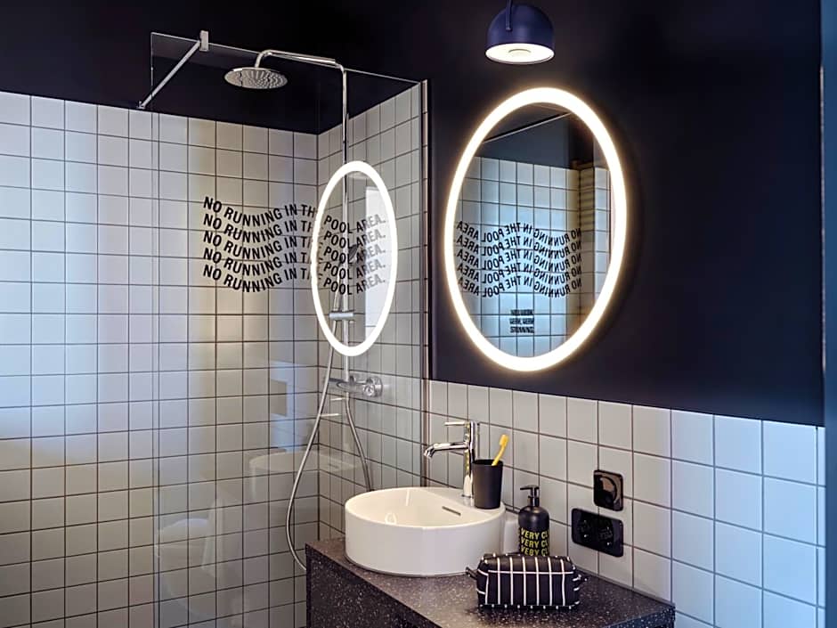 STAYERY Gütersloh Hauptbahnhof