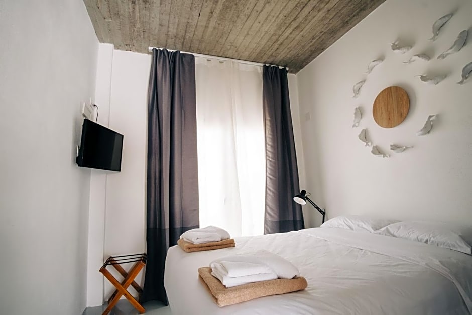 Mesanto Luxury Suites