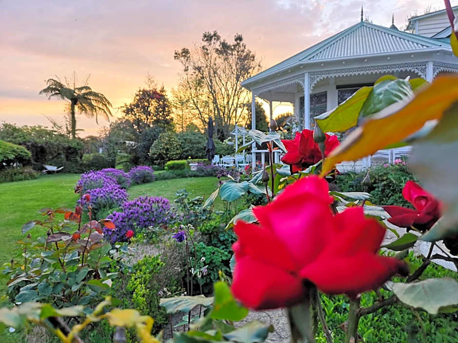 Country Villa Estate