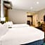 Rodeway Inn Near Melrose Ave