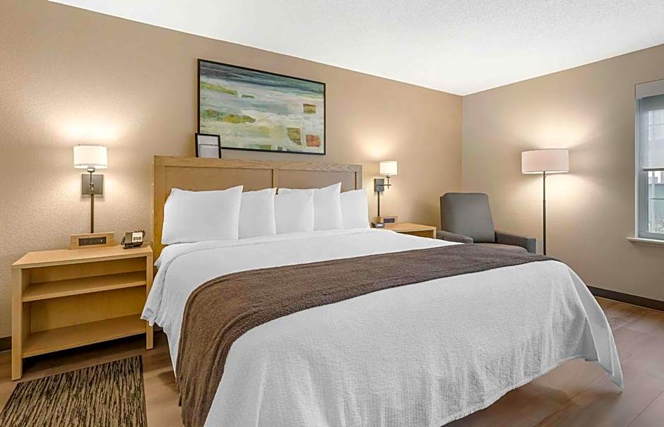 Photo 1 of 5 of Studio 1 King Bed