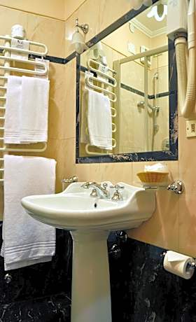 Double or Twin Room with Extra Bed