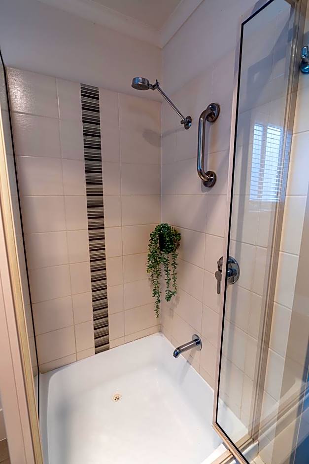 Tasman Holiday Parks - Rollingstone