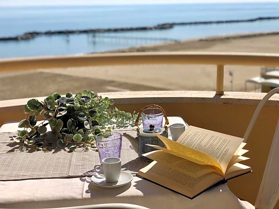 LUXORY BEACH APARTMENTS BELLARIA