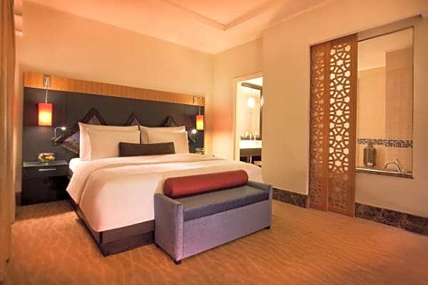 Oaks Ibn Battuta Gate Dubai