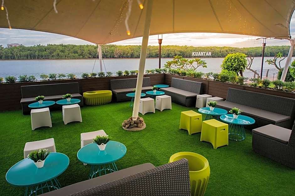 Mega View Hotel