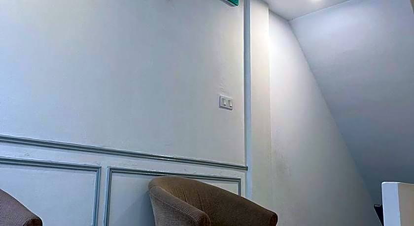 M S Hotel, Tengku Kelana KTM Klang