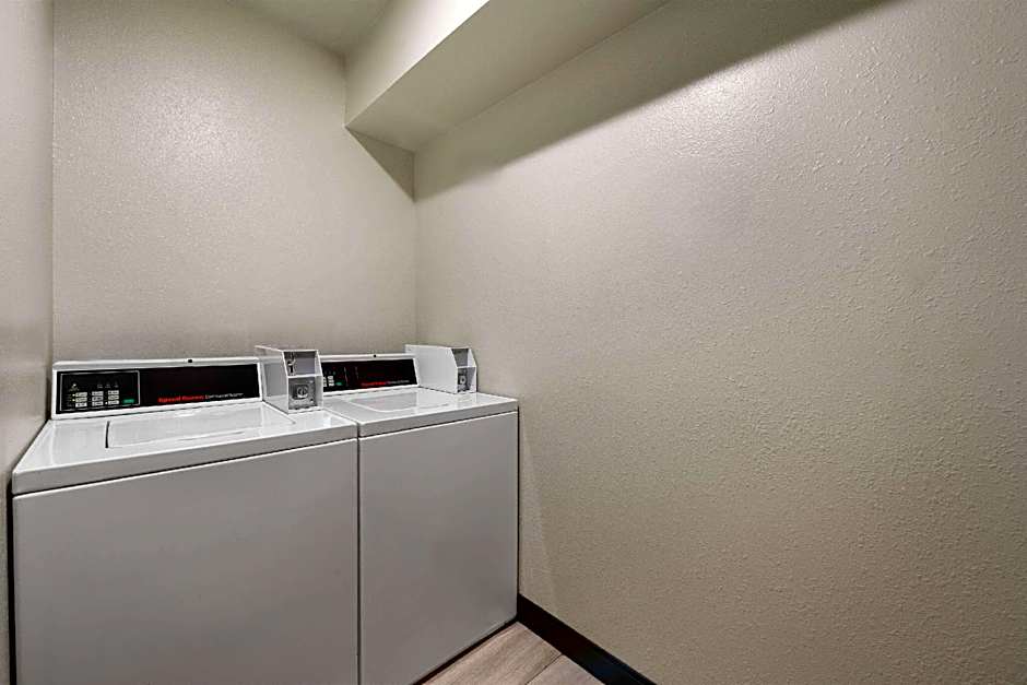 Super 8 by Wyndham Columbus