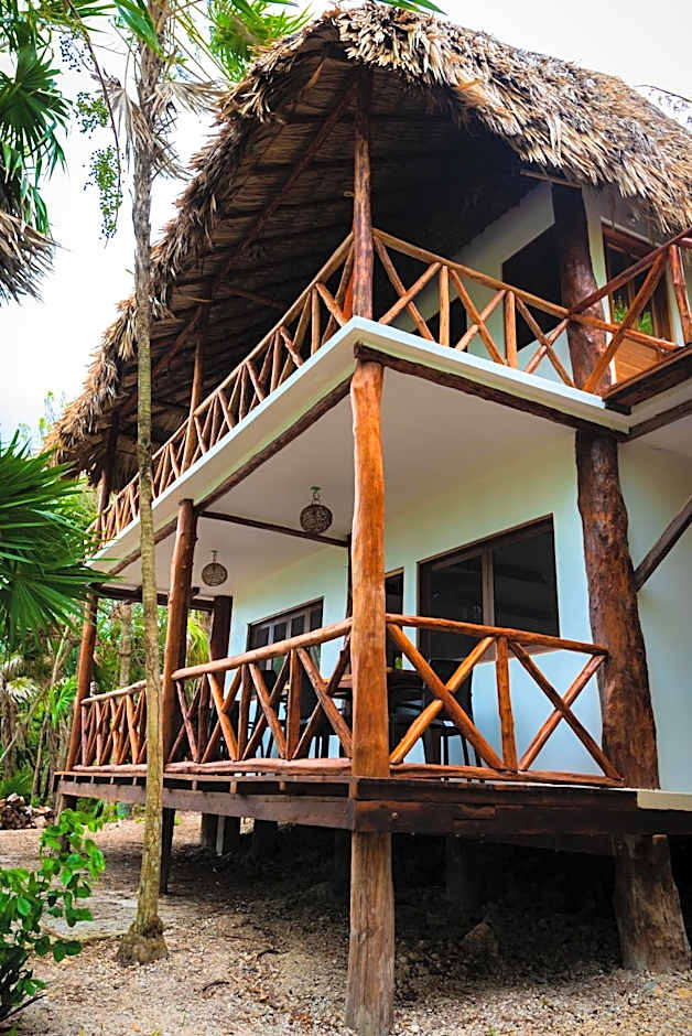 Laguna Bacalar Ichkiichpan