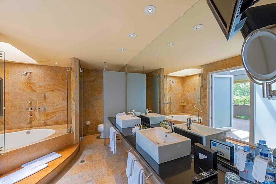 Photo 1 of 1 of Presidential Suite