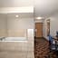 Holiday Inn Express Suites Yankton Hotel By IHG