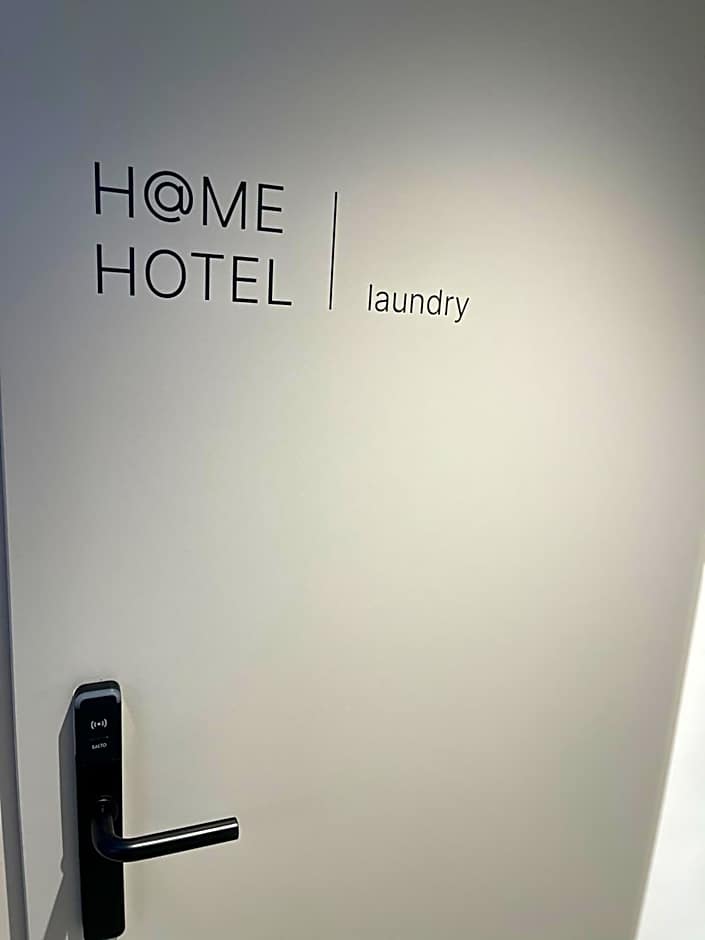 Hotel AT HOME - late arrival self check in