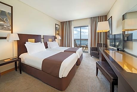 Standard Ocean View Single
