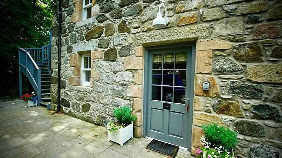 The Lodges @ Barra Castle