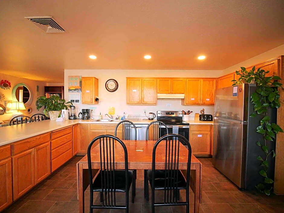 Ashland Commons Hostel