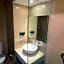 Loji Hotel