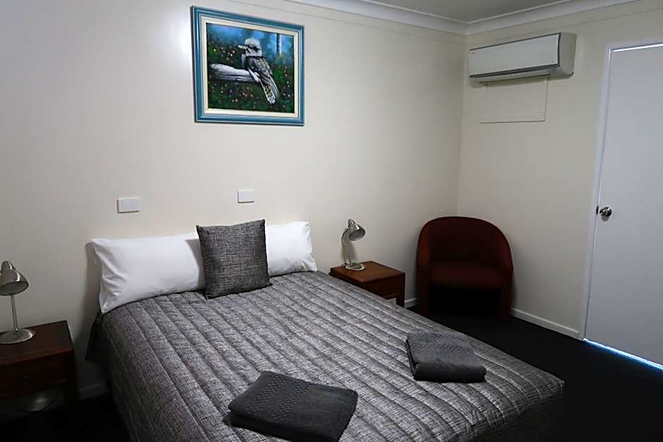 Charleville Waltzing Matilda Motor Inn