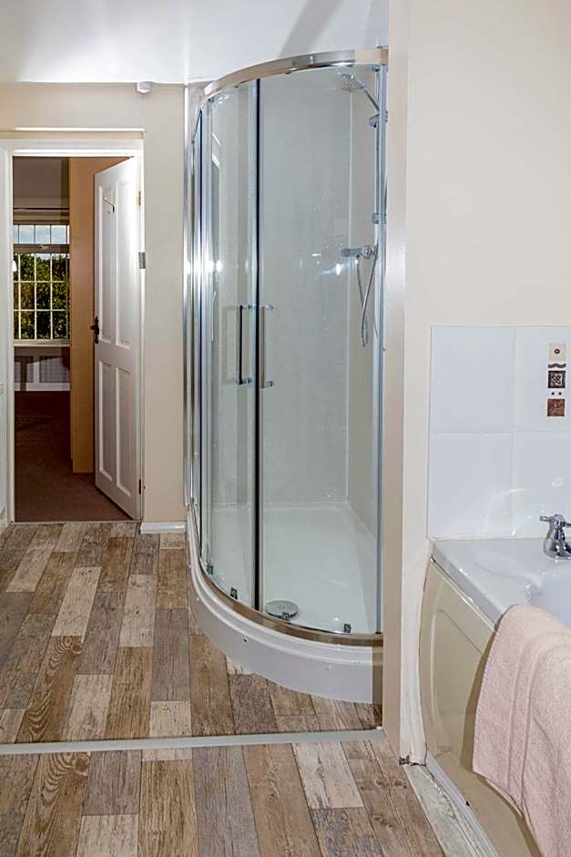 Whitton Lodge Business Vat inc