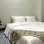 Montana Hotel & Hostel Phuket