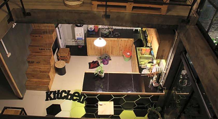 Happy House BnB Bromo backpacker