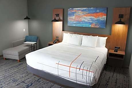 King Room - Non-Smoking