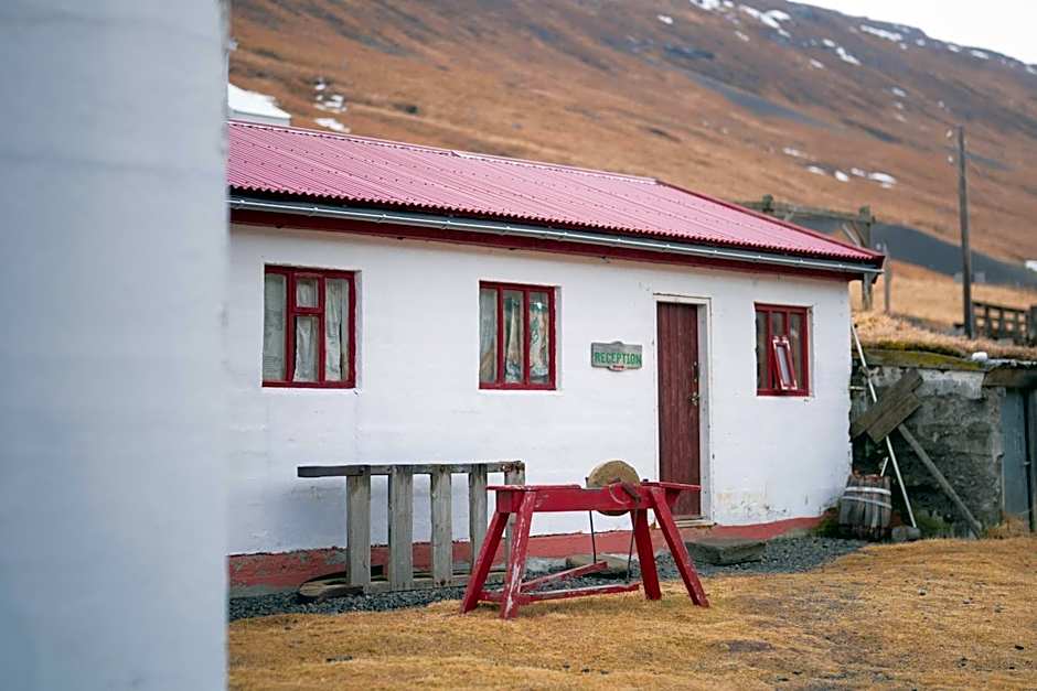 Wilderness Center / Óbyggðasetur Íslands