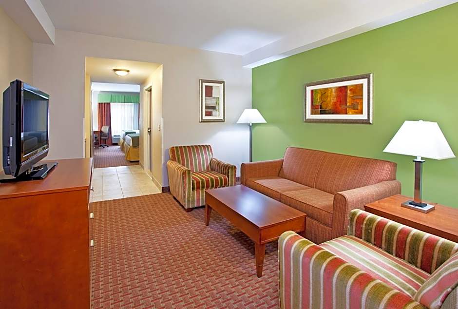 Holiday Inn Express & Suites Niagara Falls By IHG