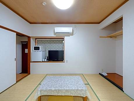 Japanese-Style Twin Room - Annex - Smoking