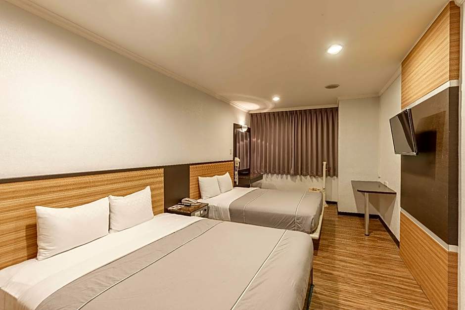 Hwa Nan Hotel