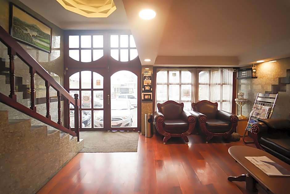 Hotel JC Grand Kodaikanal