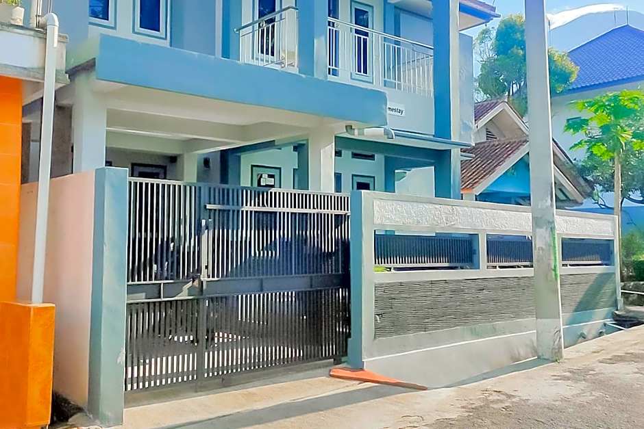 TRIYOGA Homestay Syariah RedPartner