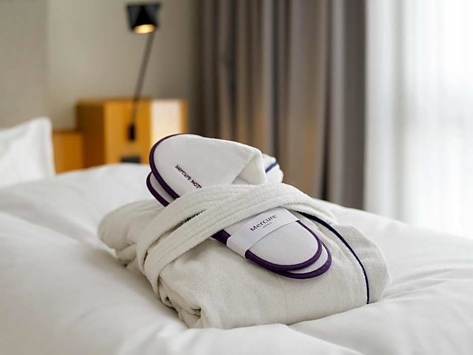 Mercure Kamen Unna