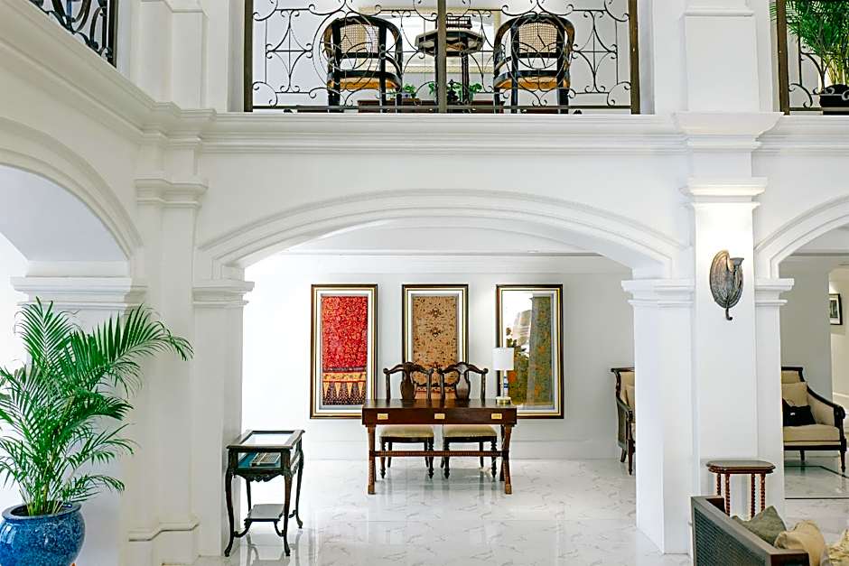 MAHALAYA The Legacy Hotel