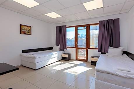 СТАИ ЗА ГОСТИ ХАН КРУМ