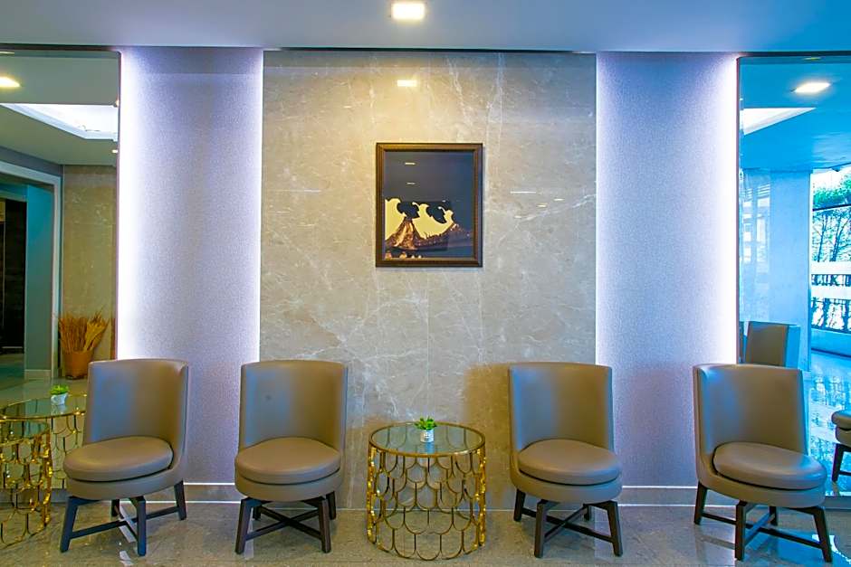 O2 Grand Suvarnabhumi Airport