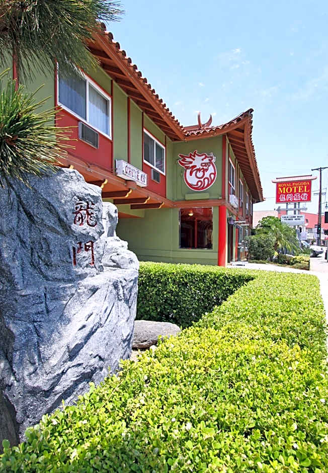 Royal Pagoda Motel