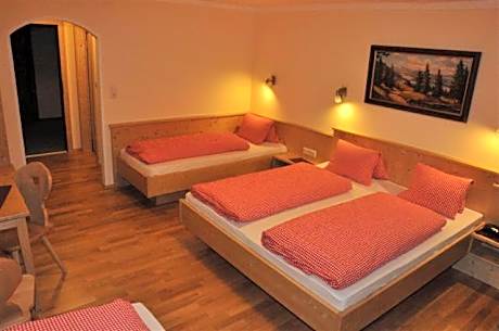 Multi bed room