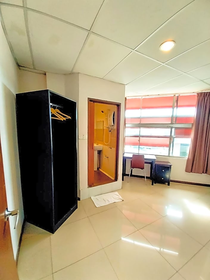 MB Budget Hotel
