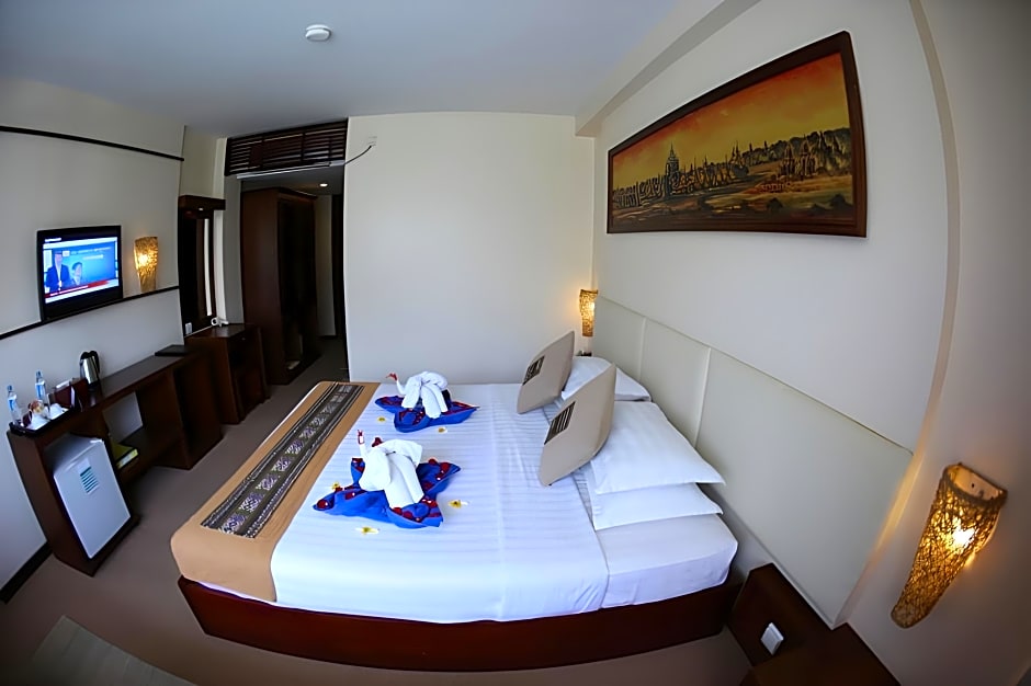 Shwe Yee Pwint Hotel