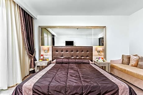 Superior Double Garden View