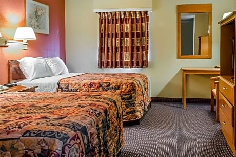 2 Double Beds, Smoking