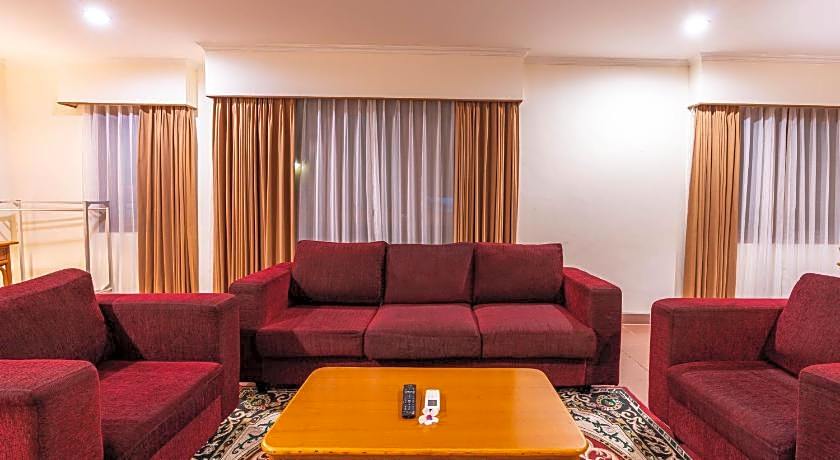 Plagoo Holiday Hotel