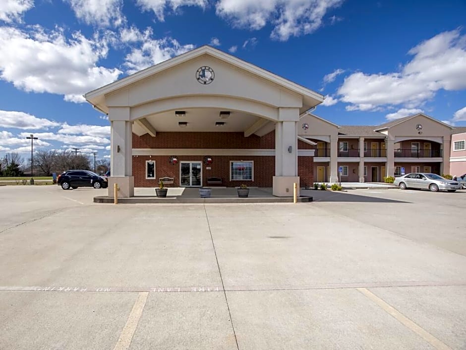 OYO Hotel Valley View TX I-35