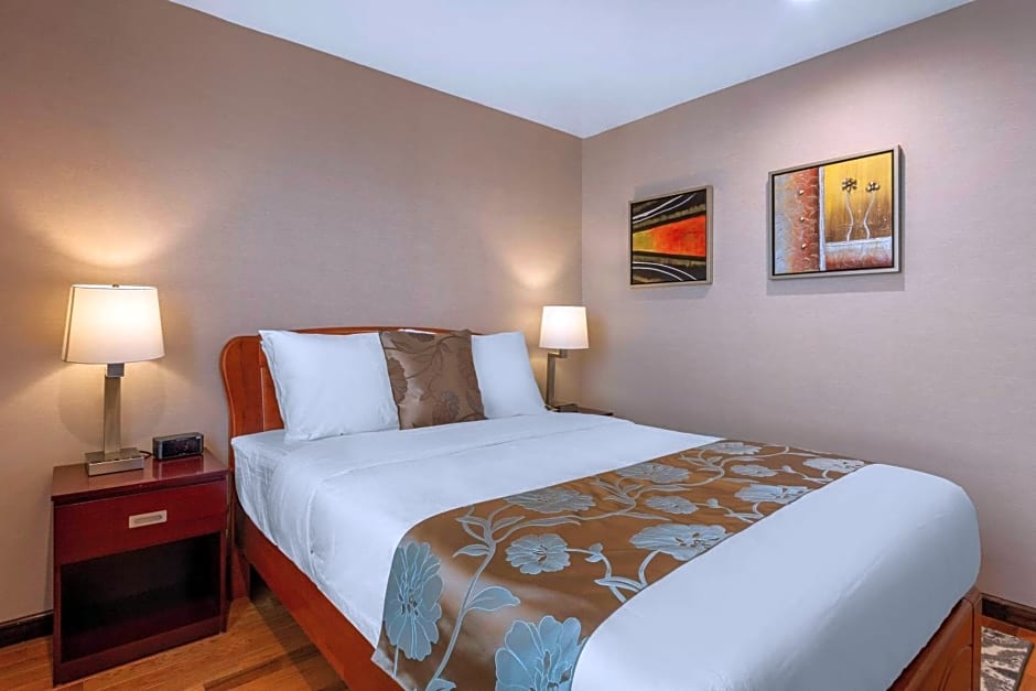 The L Hotel, Ascend Hotel Collection