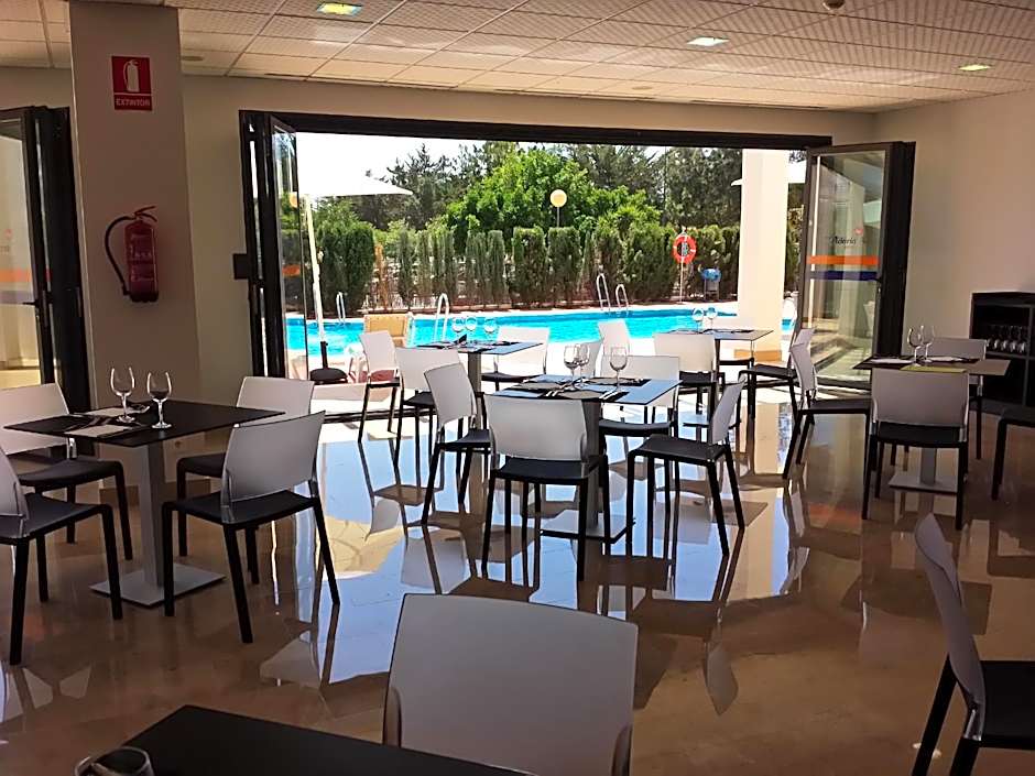 Hotel Adaria Vera